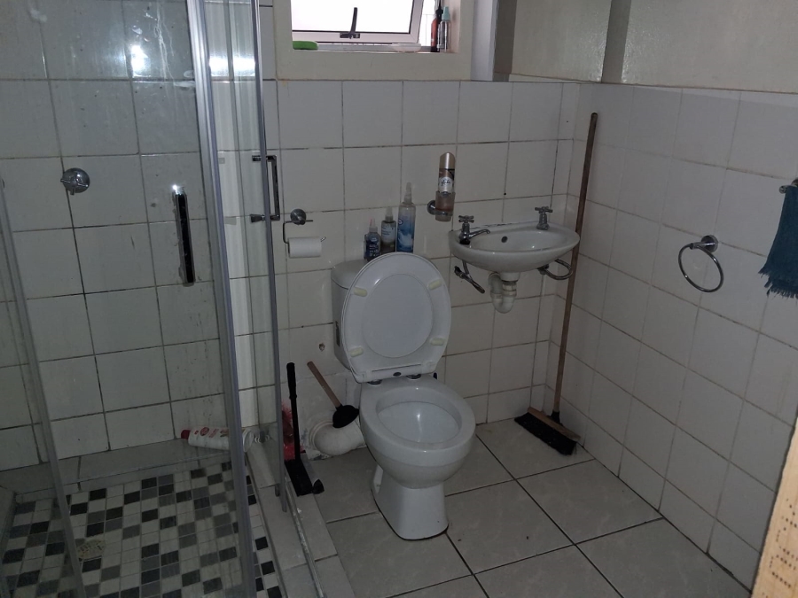 1 Bedroom Property for Sale in Quigney Eastern Cape